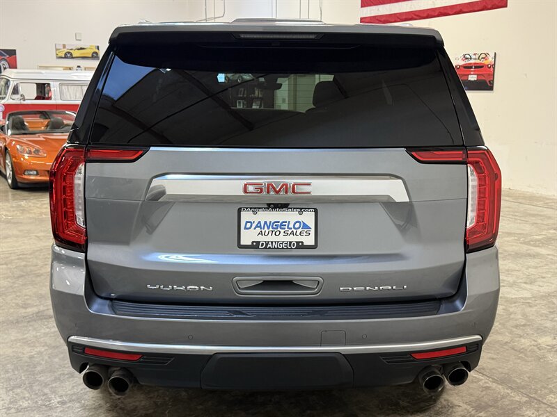 Used 2021 GMC Yukon Denali w/ Denali Premium Package AWD/4WD image 5