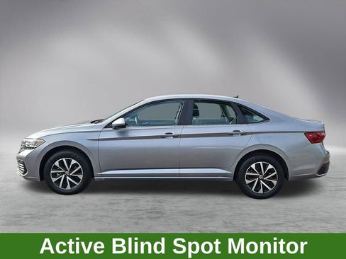 Used 2024 Volkswagen Jetta S image 4