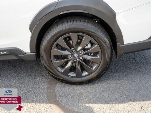Certified 2025 Subaru Outback Onyx Edition w/ Popular Package #2 image 9