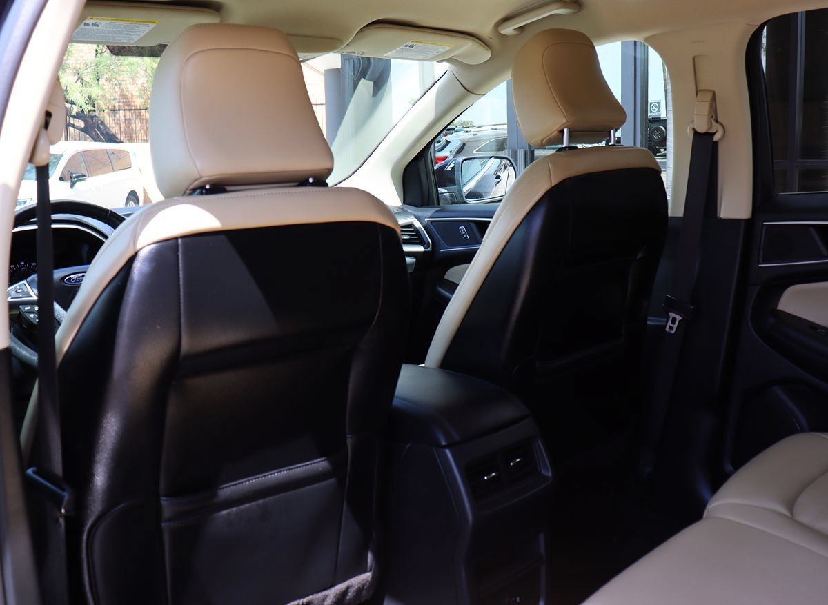 Used 2021 Ford Edge SEL w/ Cargo Accessory Package AWD/4WD image 31