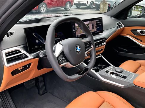 Certified 2025 BMW 330i Sedan RWD image 18