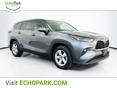Used 2024 Toyota Highlander LE