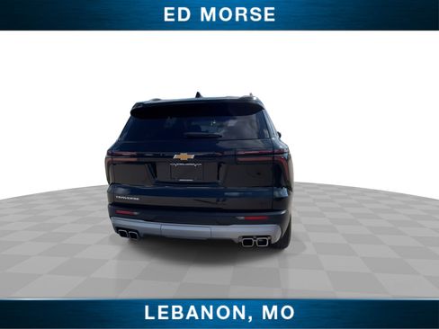 Used 2025 Chevrolet Traverse LT image 7