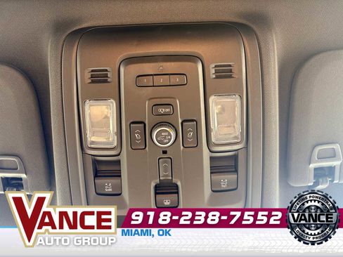 Used 2023 Chevrolet Tahoe High Country AWD/4WD image 38