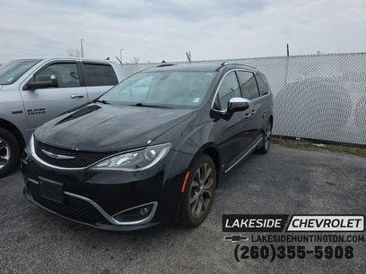 Used 2017 Chrysler Pacifica Limited