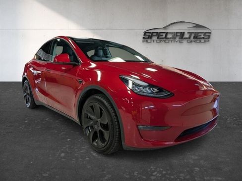 Used 2021 Tesla Model Y Long Range AWD/4WD image 1