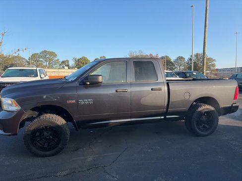 Used 2017 RAM 1500 Express image 4
