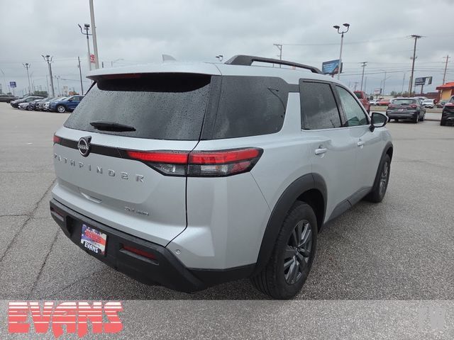 Used 2024 Nissan Pathfinder SV AWD/4WD image 26