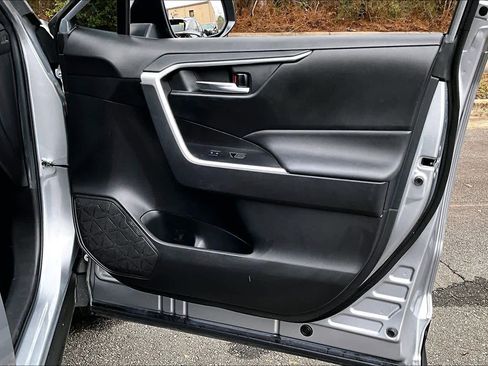 Certified 2023 Toyota RAV4 XLE image 21