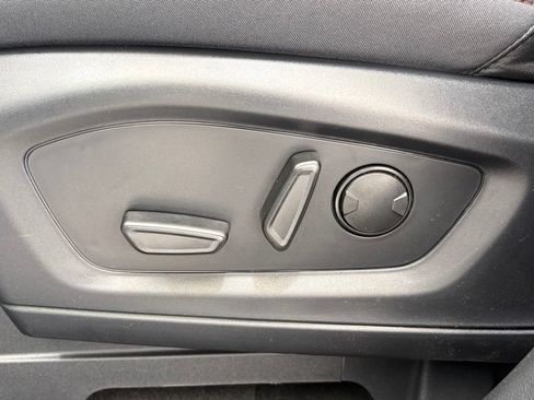 New 2026 Ford Explorer Active AWD/4WD image 14