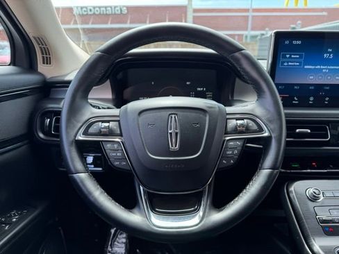 Used 2021 Lincoln Nautilus AWD w/ Equipment Group 101A image 27