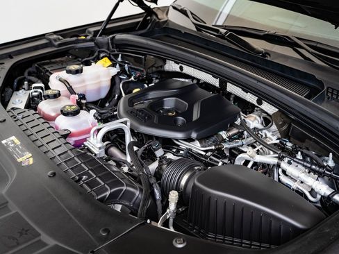 Used 2024 Jeep Grand Cherokee Limited 4xe image 37