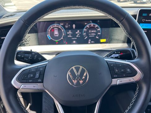Used 2026 Volkswagen Tiguan S FWD image 9