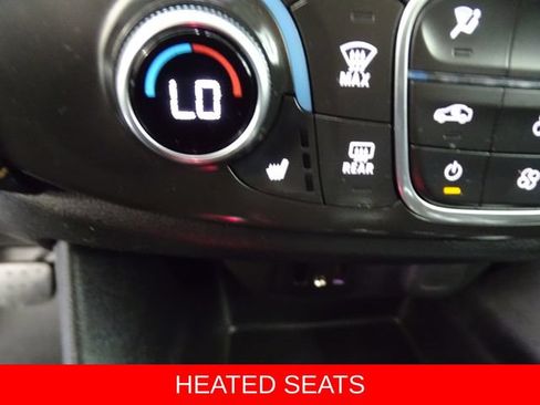 Used 2019 Chevrolet Traverse LT w/ LT Premium Package AWD/4WD image 15
