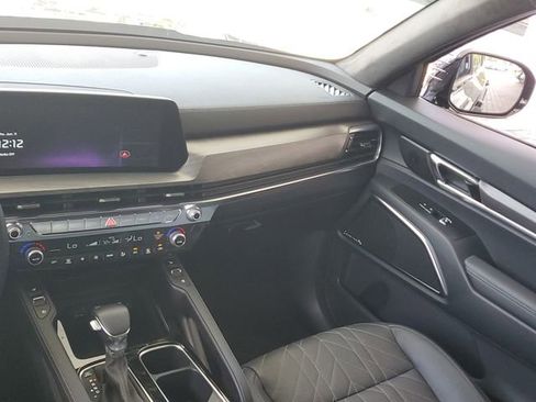 Certified 2025 Kia Telluride SX Prestige X-Line AWD/4WD image 14