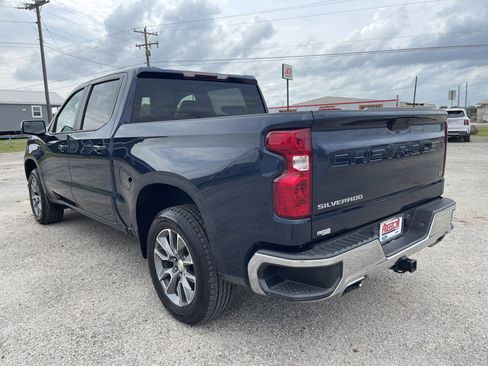 Used 2021 Chevrolet Silverado 1500 LT w/ Z71 Off-Road Package image 6