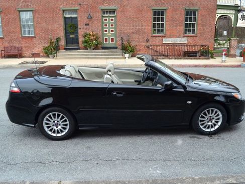 Used 2008 Saab 9-3 2.0T w/ Cold Weather Package image 3