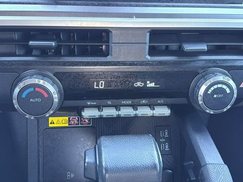 Used 2024 Toyota Tacoma PreRunner w/ TRD Prerunner Upgrade Package image 20