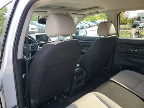 Used 2025 Honda CR-V EX image 17