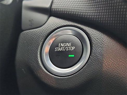 Used 2022 Chevrolet Equinox RS image 26