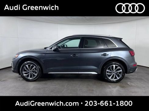 Used 2023 Audi Q5 2.0T Premium w/ Convenience Package AWD/4WD image 4