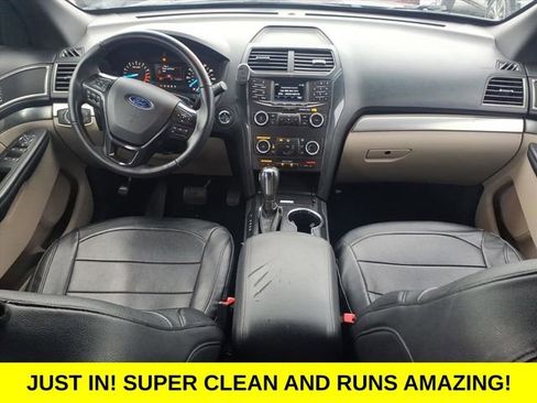 Used 2019 Ford Explorer XLT image 13