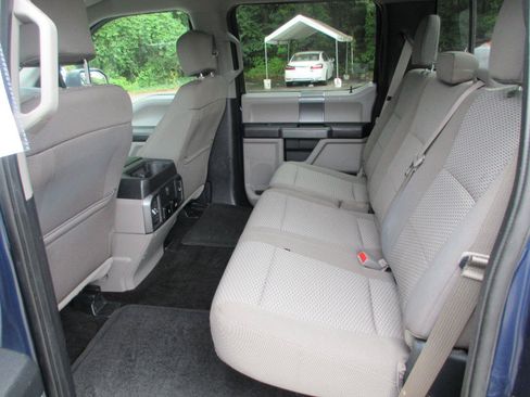 Used 2017 Ford F150 XLT w/ Equipment Group 302A Luxury AWD/4WD image 13