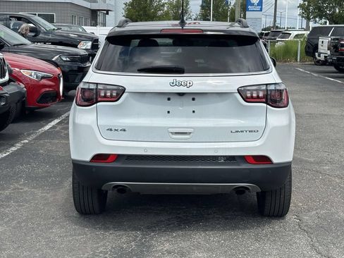 Used 2023 Jeep Compass Limited w/ Sun and Sound Group AWD/4WD image 5