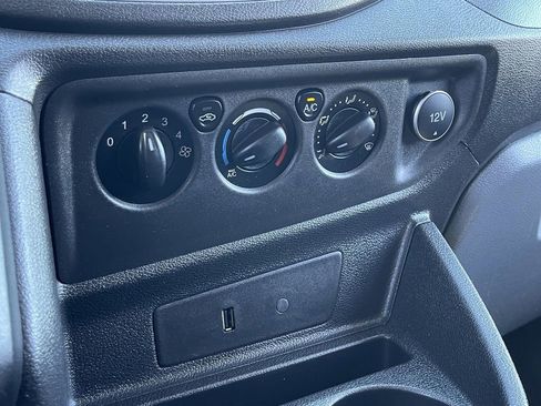 Used 2018 Ford Transit 350 XLT image 27