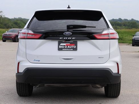 Used 2024 Ford Edge SE AWD/4WD image 10