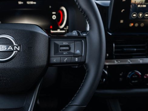 New 2026 Nissan Pathfinder Platinum AWD/4WD image 23