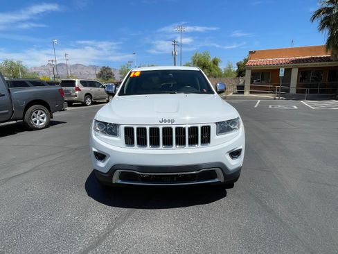 Used 2014 Jeep Grand Cherokee Limited image 8