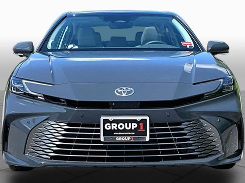 Used 2026 Toyota Camry XLE w/ Premium Plus Package AWD/4WD image 4
