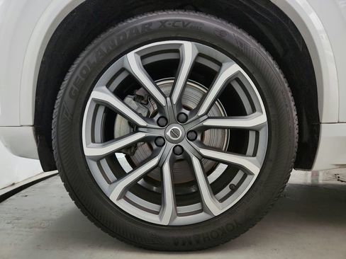 Used 2019 Volvo XC90 T6 Momentum w/ Protection Package Premier AWD/4WD image 36