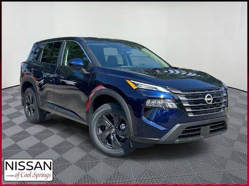 New 2026 Nissan Rogue SV FWD image 1
