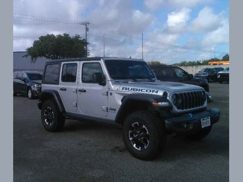 Used 2024 Jeep Wrangler Unlimited Rubicon 4xe image 1