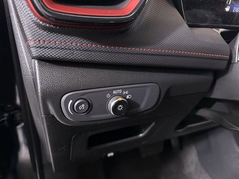 Used 2024 Chevrolet TrailBlazer RS image 36