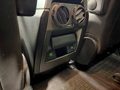 Used 2013 Land Rover LR4 HSE LUX image 40