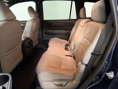 Used 2024 Honda Passport EX-L image 18