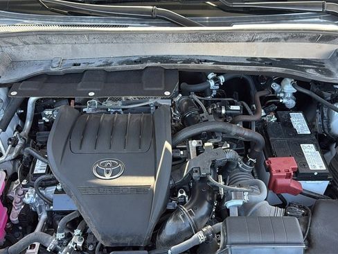 Used 2024 Toyota Grand Highlander XLE image 33