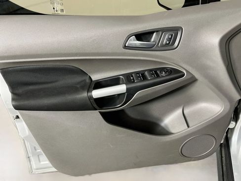 Used 2022 Ford Transit Connect XLT FWD image 24