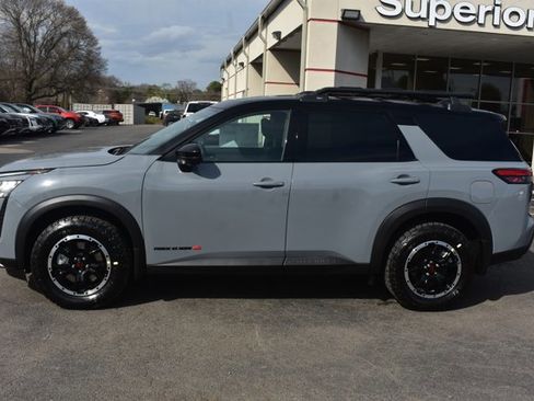 New 2026 Nissan Pathfinder Rock Creek w/ Rock Creek Premium Package image 9