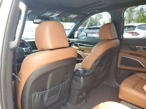 Used 2024 Kia Telluride EX X-Line AWD/4WD image 9