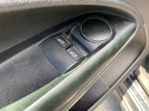 Used 2018 Ford Transit Connect XL FWD image 13