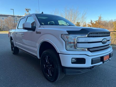 Used 2019 Ford F150 Lariat w/ Equipment Group 502A Luxury image 3