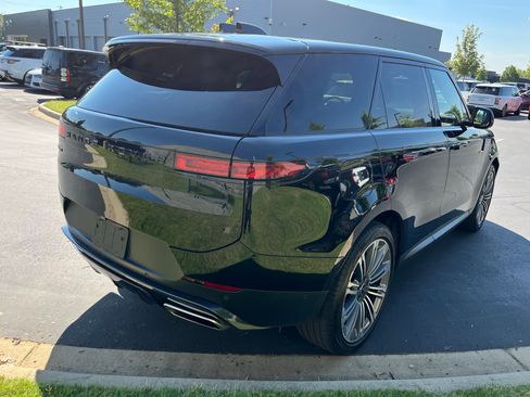 Certified 2024 Land Rover Range Rover Sport SE AWD/4WD image 7