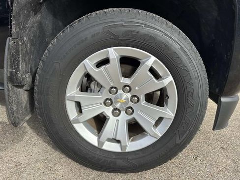 Used 2019 Chevrolet Colorado LT w/ LT Convenience Package image 7