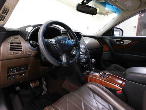 Used 2010 INFINITI FX35 AWD w/ Technology Pkg image 27