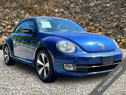 Used 2012 Volkswagen Beetle 2.0T FWD image 10