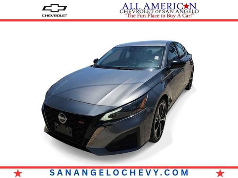 Used 2024 Nissan Altima 2.5 SR FWD image 1